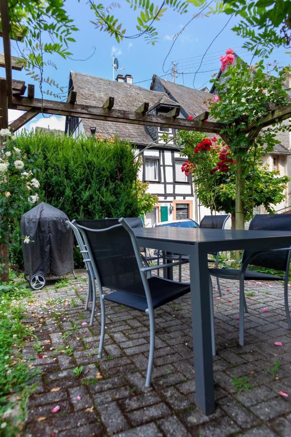 Fachwerkhaeuschen Villa Enkirch Exterior photo